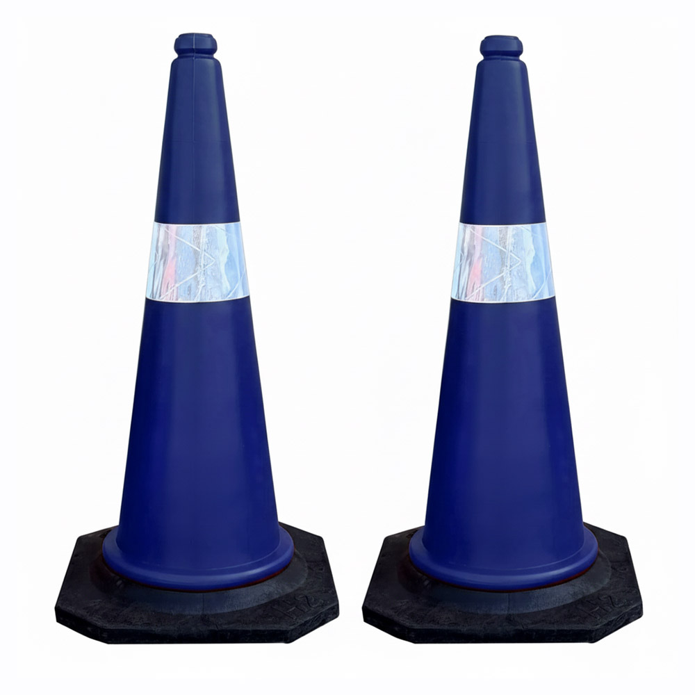 Rubber Base Traffic Cone (MASSRB750-4) - 2