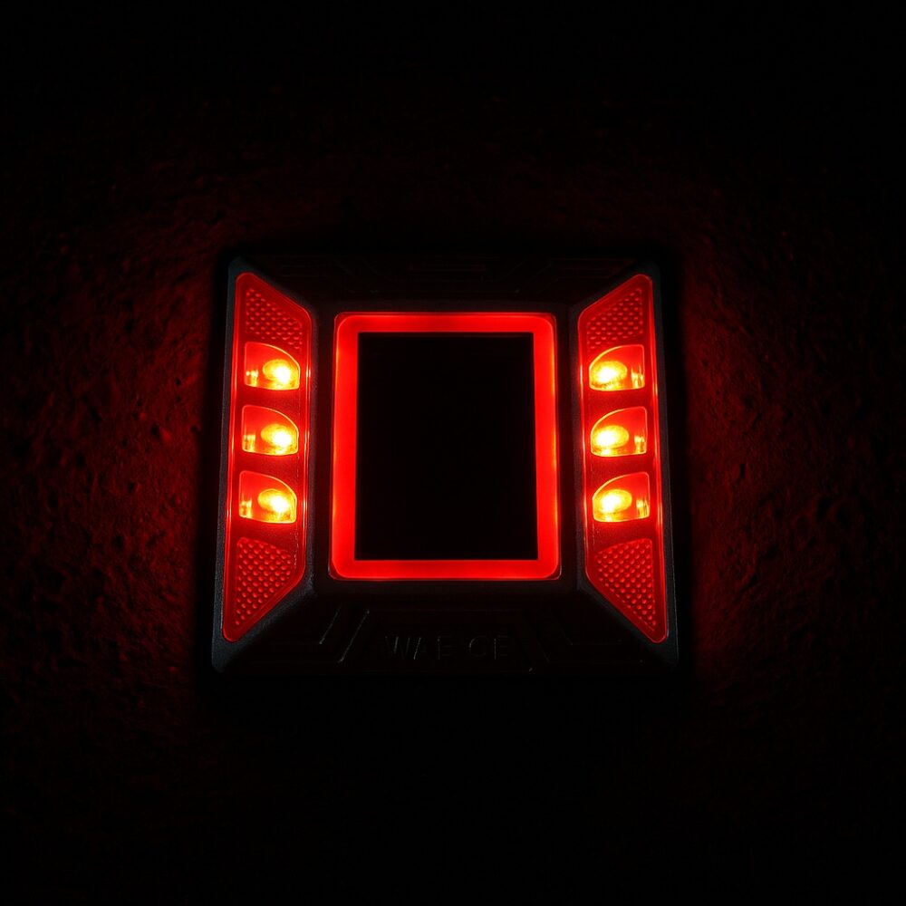 Heavy Duty Solar Road Stud (30 Ton) – Aluminium Marker with Shank 3 Glowing Road Stud