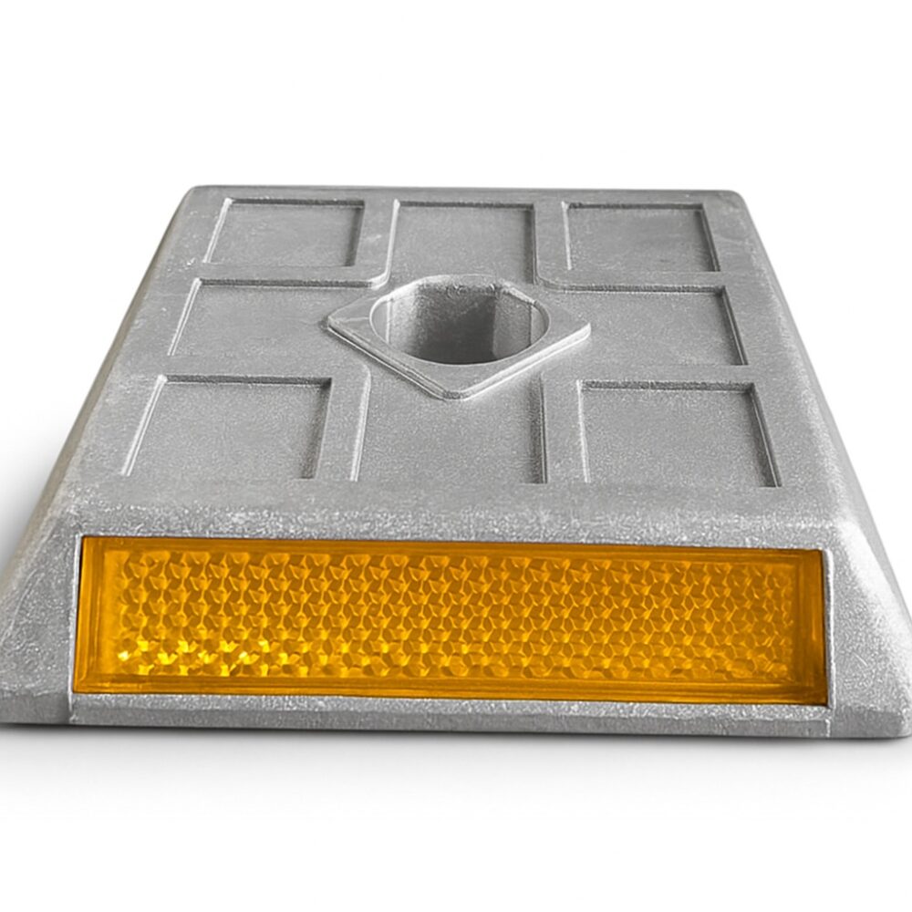 Aluminium Road Stud (MASSA-07) – Metal Marker with Nail | Heavy Duty 1 Reflective Road Marker