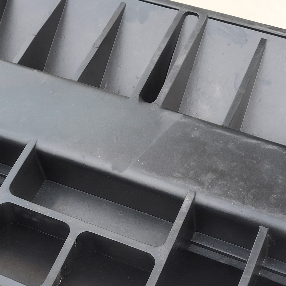 MASSCP-1-120 RUBBER CABLE PROTECTOR - 4