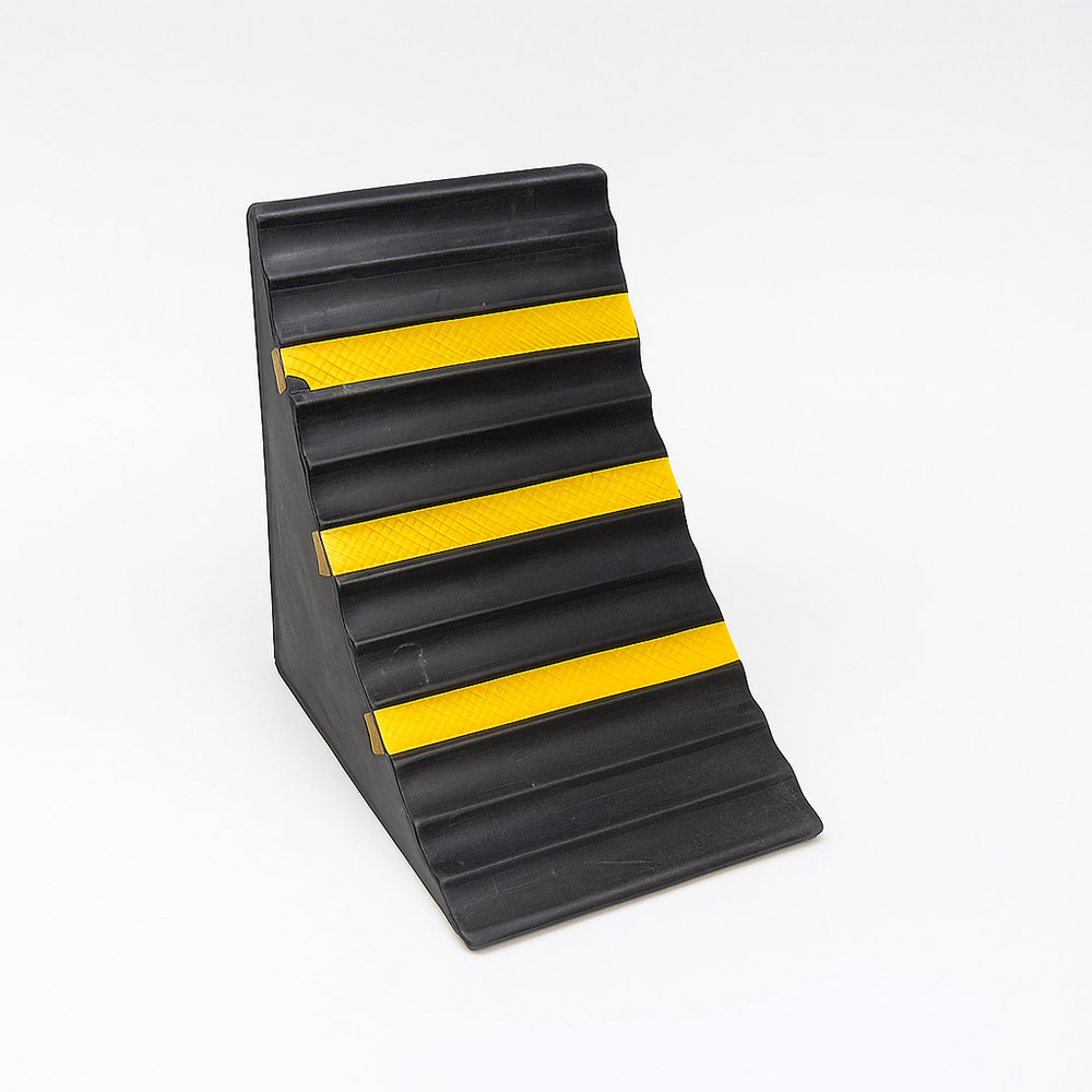 Home 98 Rubber Wheel Chock MASSWC-3 - 2