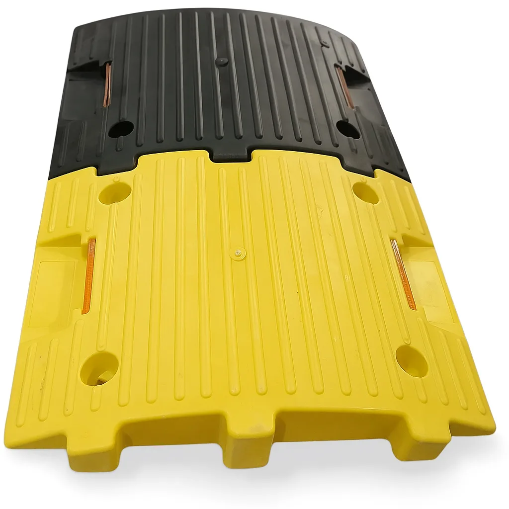 Heavy-duty road speed bumps for warehouses