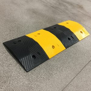 High Impact Rubber Speed Bump (MASSRB50MW-4) - Extreme Performance 7 Road Speed Bump