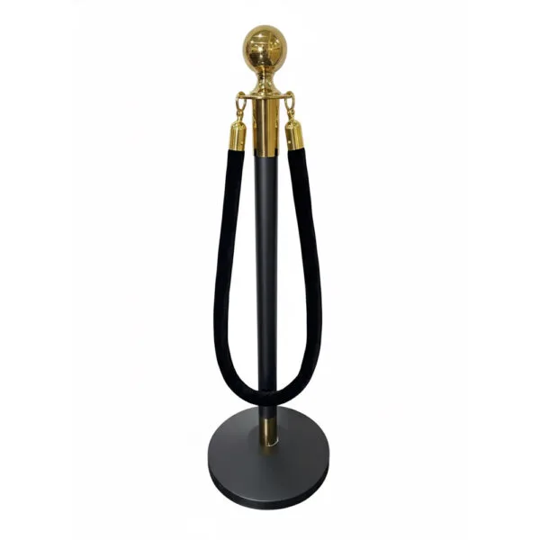 Premium q manager with velvet rope barrier